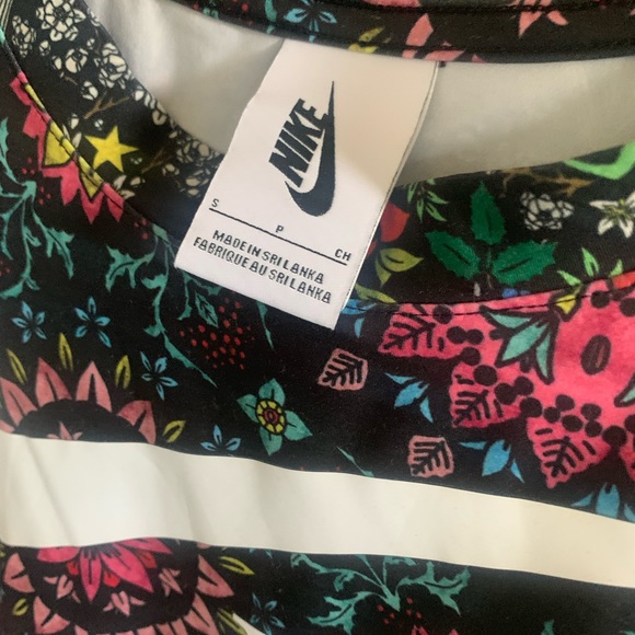 Limited edition Nike x Ricardo Tisci Collab Top - Picture 4 of 5